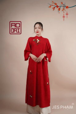 Áo dài bạch khuê